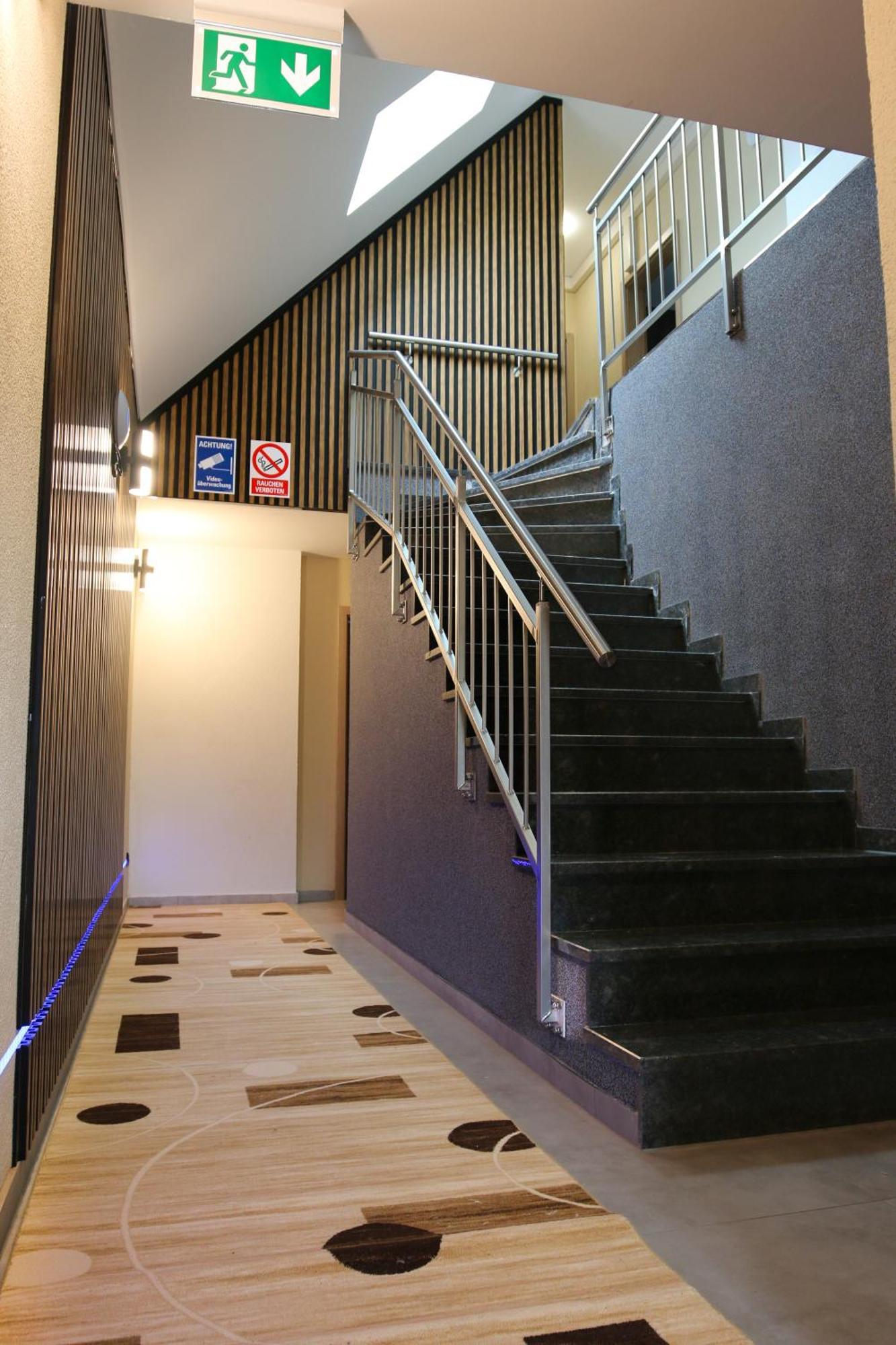 Hotel Loewenstein Lich エクステリア 写真